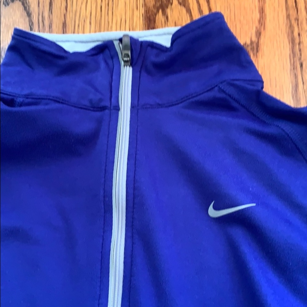 Nike pullover - Picture 2 of 4